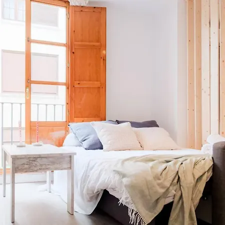Loft Loarre Estudio Premium Renovado 5 Pax 萨拉戈萨