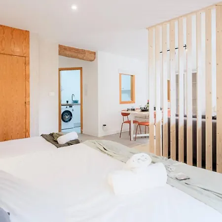 Loft Loarre Estudio Premium Renovado 5 Pax 公寓 *
